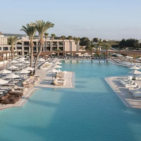 Helea Family Hotel 5*