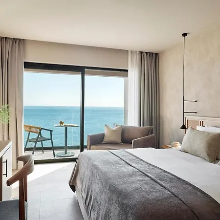 Hotel Helea Family