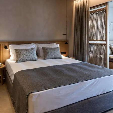 Hotel Helea Family